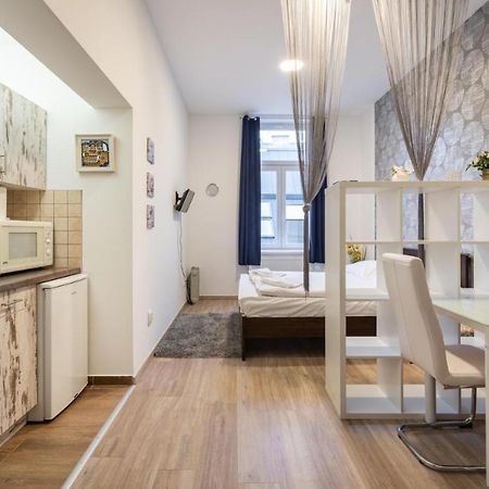 Silver Home Apartments In The City Centre 布达佩斯 外观 照片