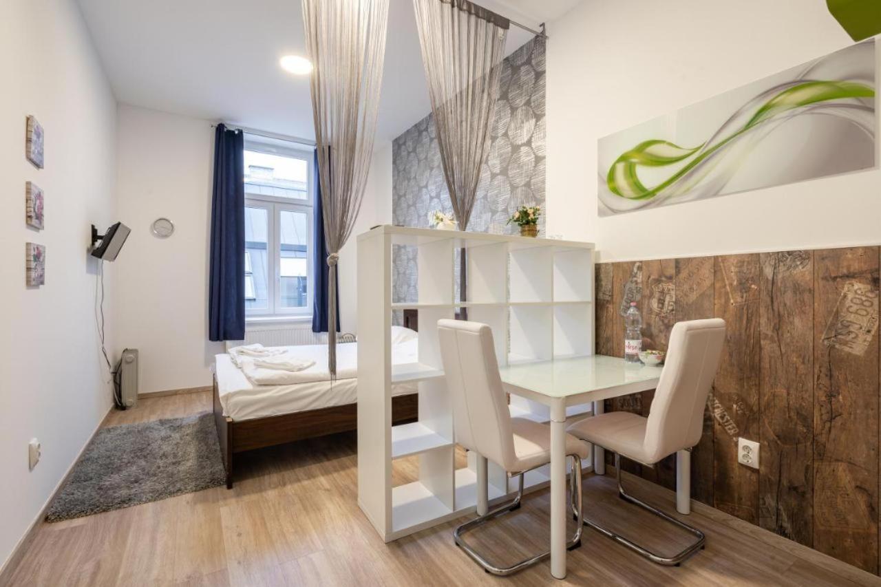 Silver Home Apartments In The City Centre 布达佩斯 外观 照片