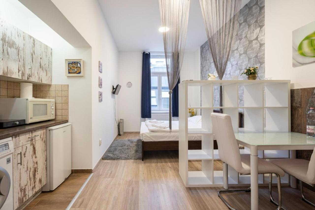 Silver Home Apartments In The City Centre 布达佩斯 外观 照片